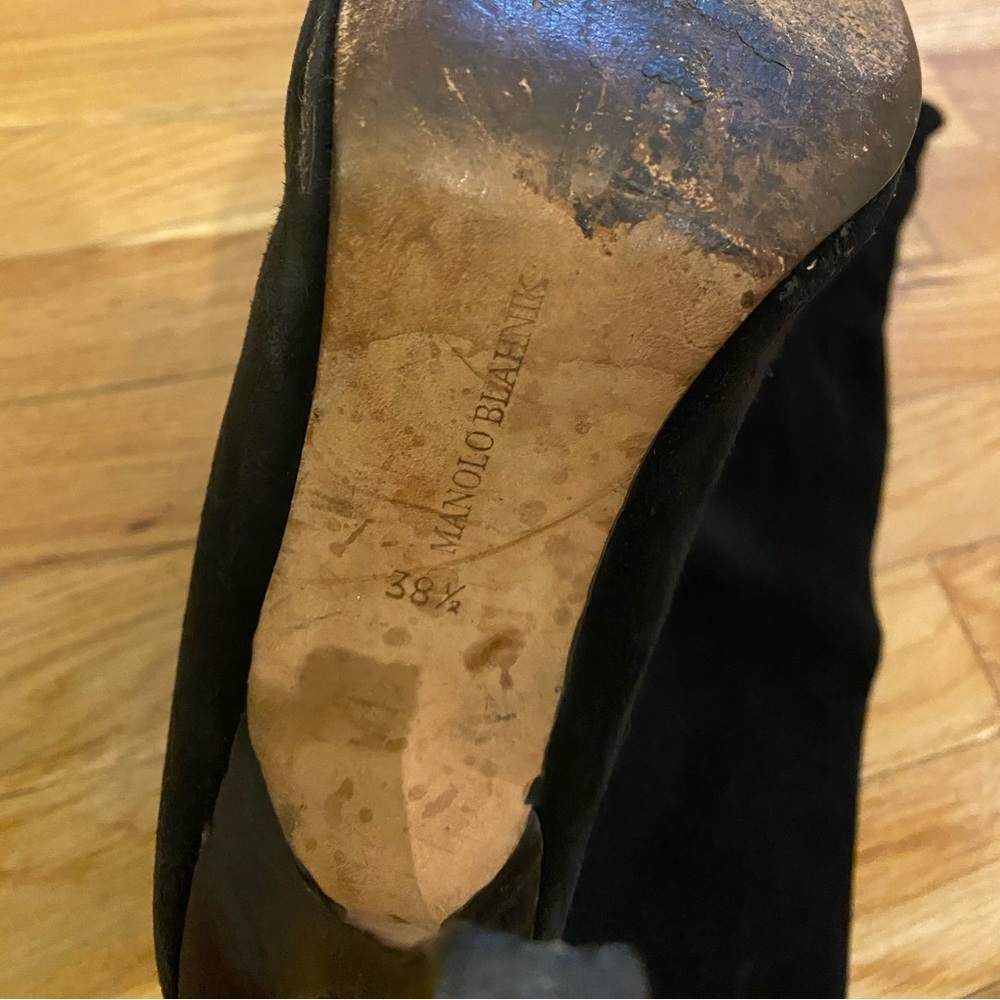 Manolo Blahnik Pascalarehi Black Suede Over the Knee Boot - Picture 4 of 5
